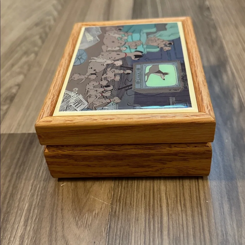 101 Dalmatians Disney Vintage Rare Tile Wood Open Trinket Treasure Jewelry Box